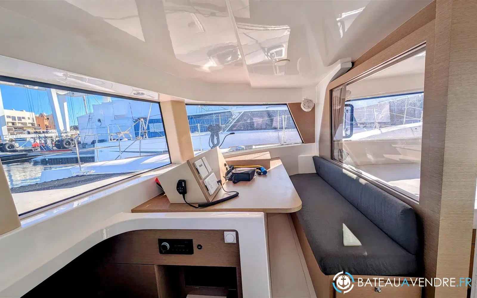 slider 11 Neel Trimarans Neel 47