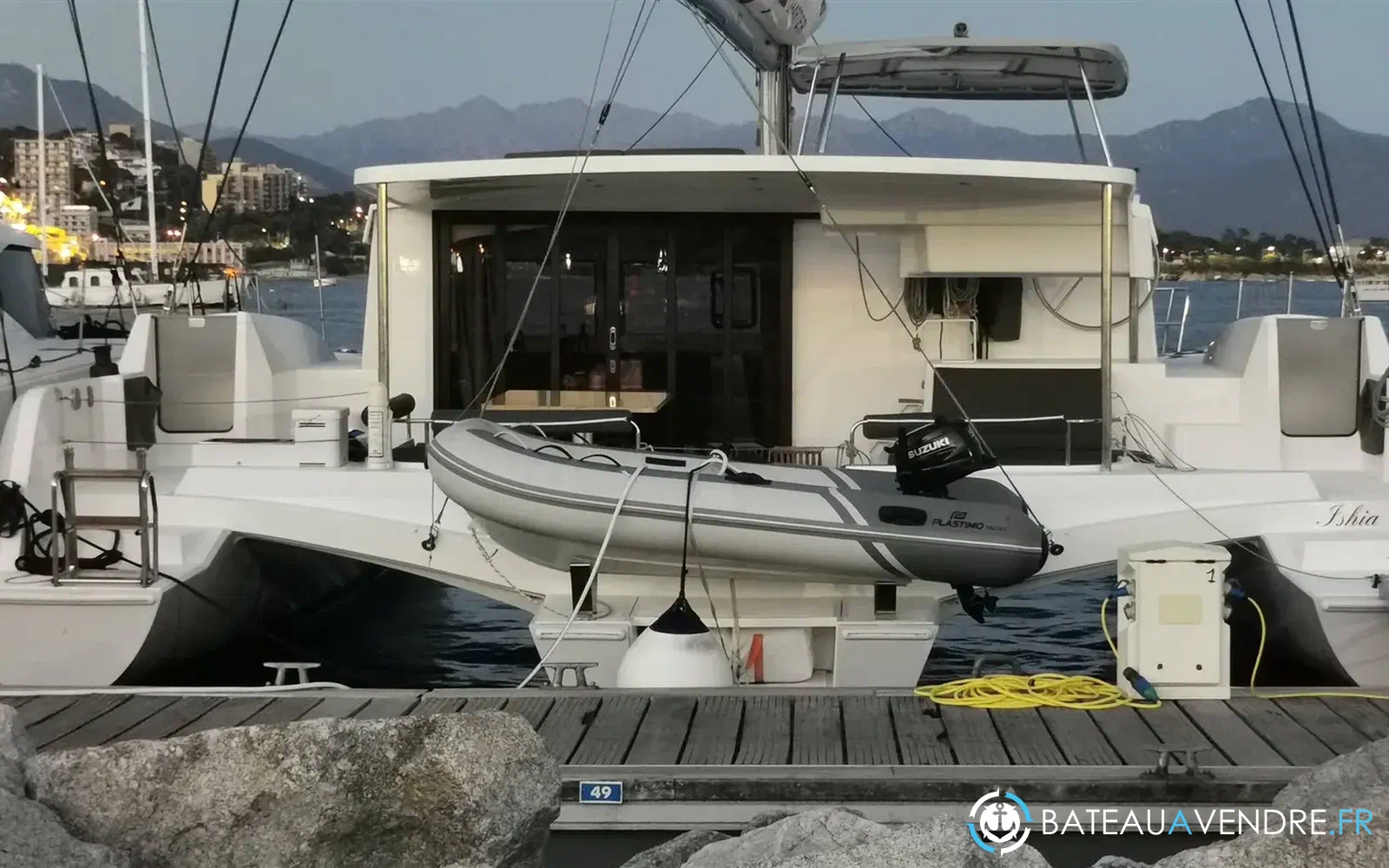 slider 2 Neel Trimarans Neel 47