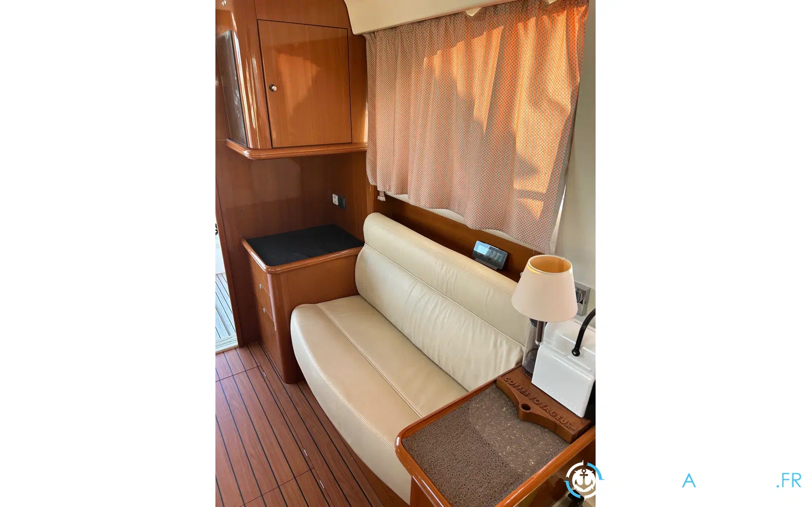 slider 7 Jeanneau Prestige 36
