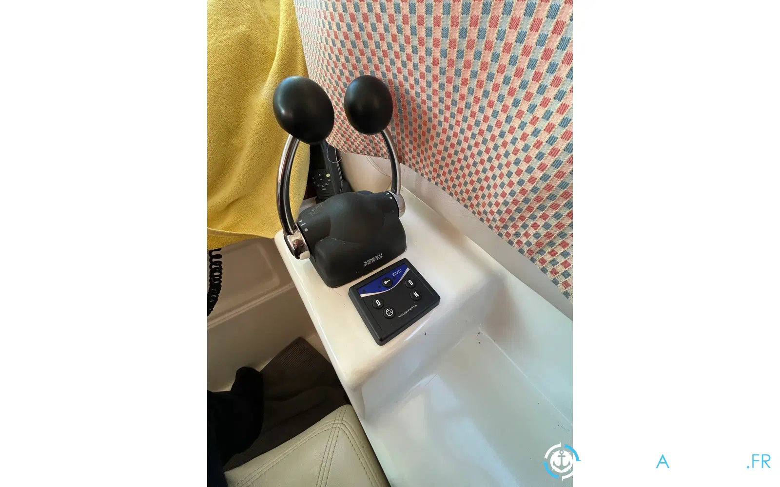 slider 17 Jeanneau Prestige 36
