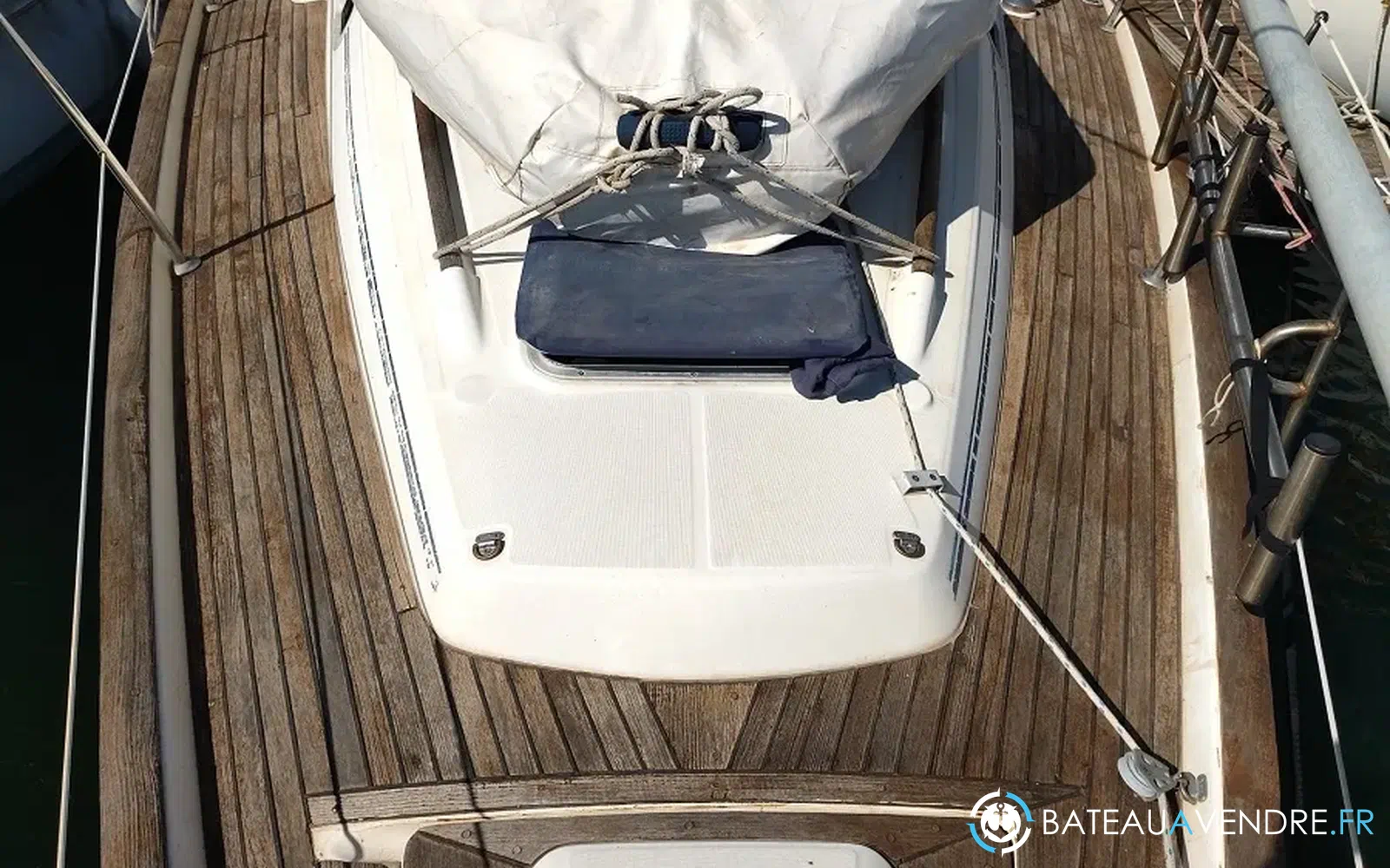 slider 11 Beneteau Oceanis 411 Celebration Performance