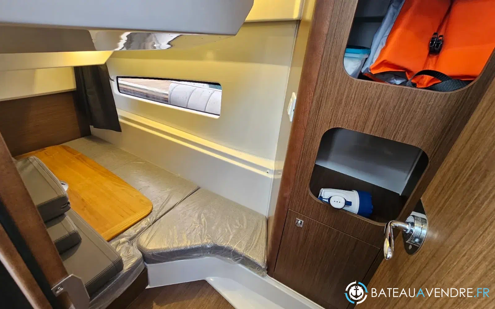 slider 11 Beneteau Antares 9 OB