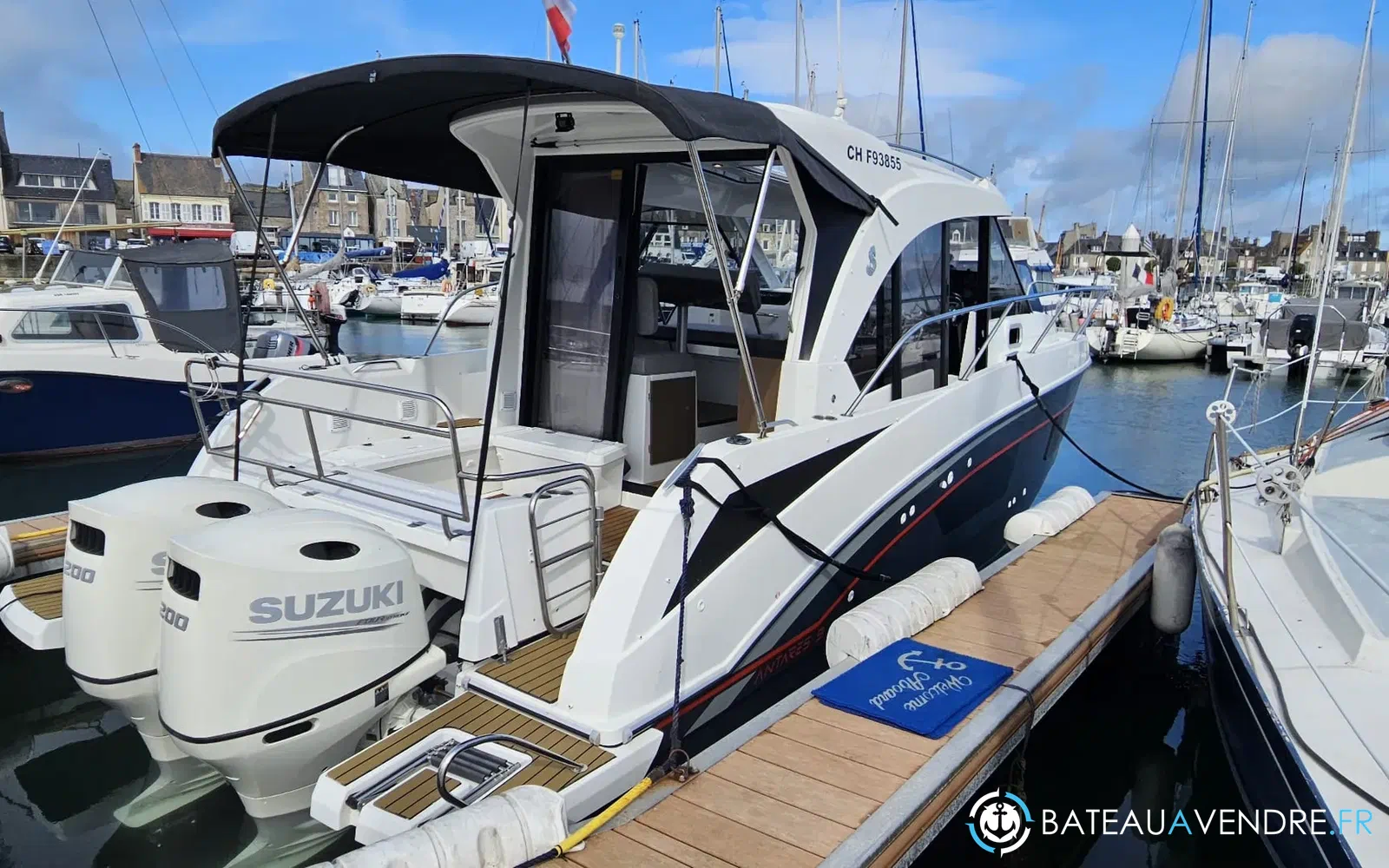 slider 6 Beneteau Antares 9 OB