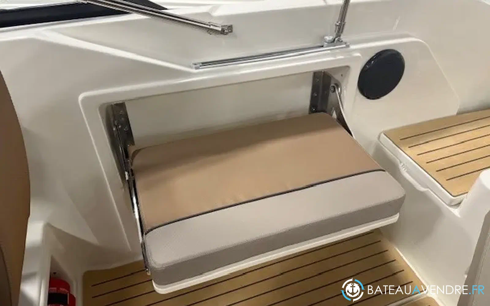 slider 8 Quicksilver Activ 675 Cruiser