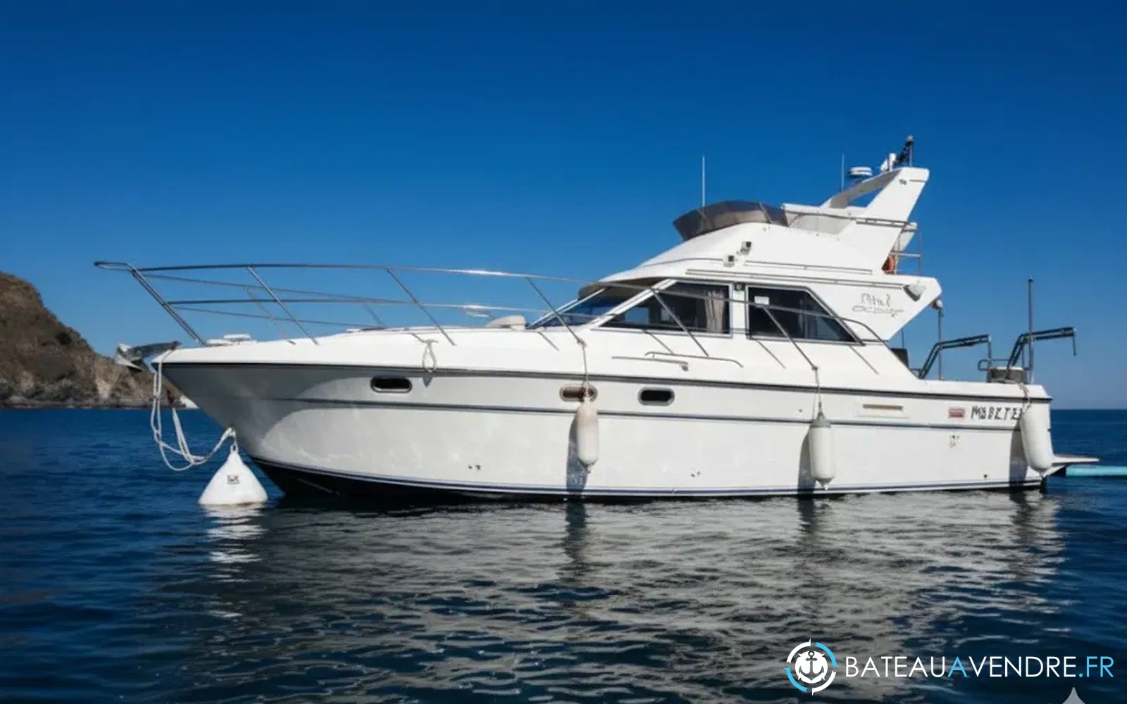 slider 0 Fairline Corniche 31 Fly