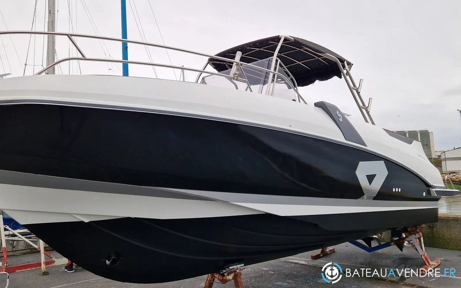 slider 8 Beneteau Flyer 8.8 SPACEdeck