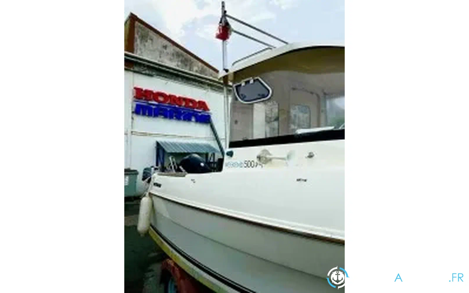 slider 2 Quicksilver 500 Pilothouse