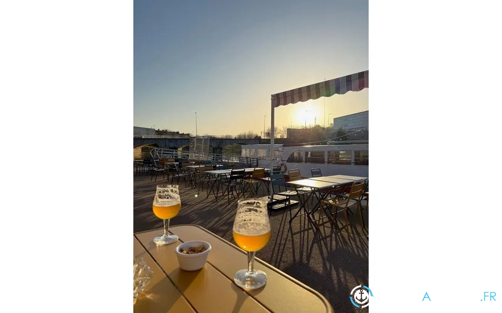 slider 31 Bateau Passagers 100 pax EF ERP Bar 2 terrasses