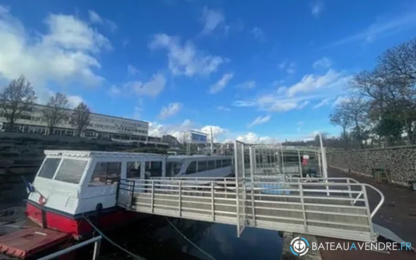 slider 35 Bateau Passagers 100 pax EF ERP Bar 2 terrasses