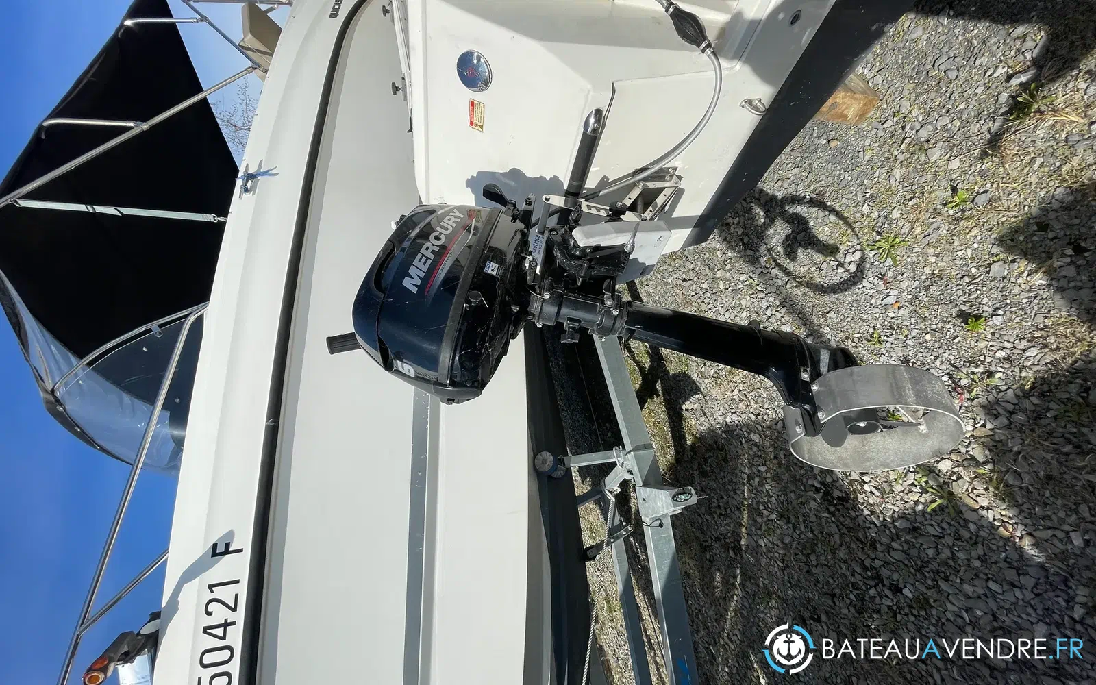 slider 9 Quicksilver Activ 605 Pilothouse