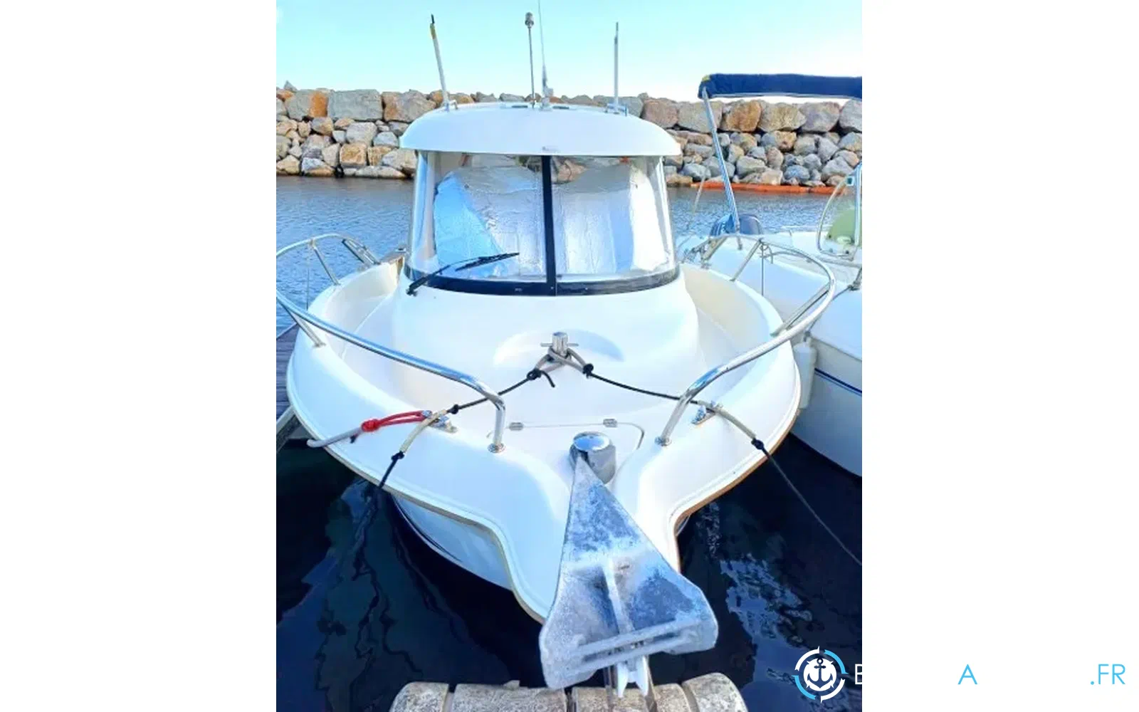 slider 0 Quicksilver 640 Pilothouse