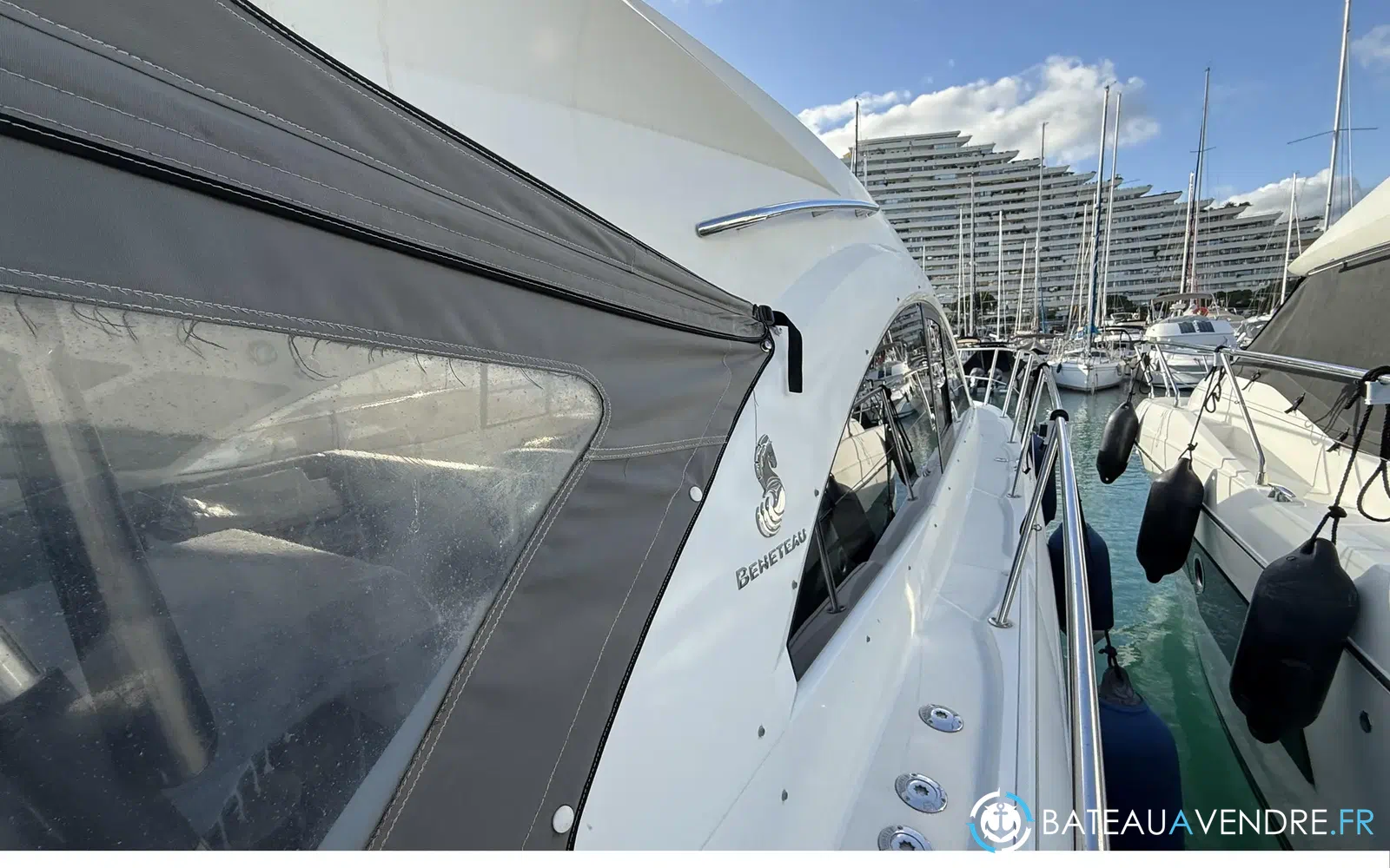 slider 27 Beneteau Flyer Gran Turismo 44