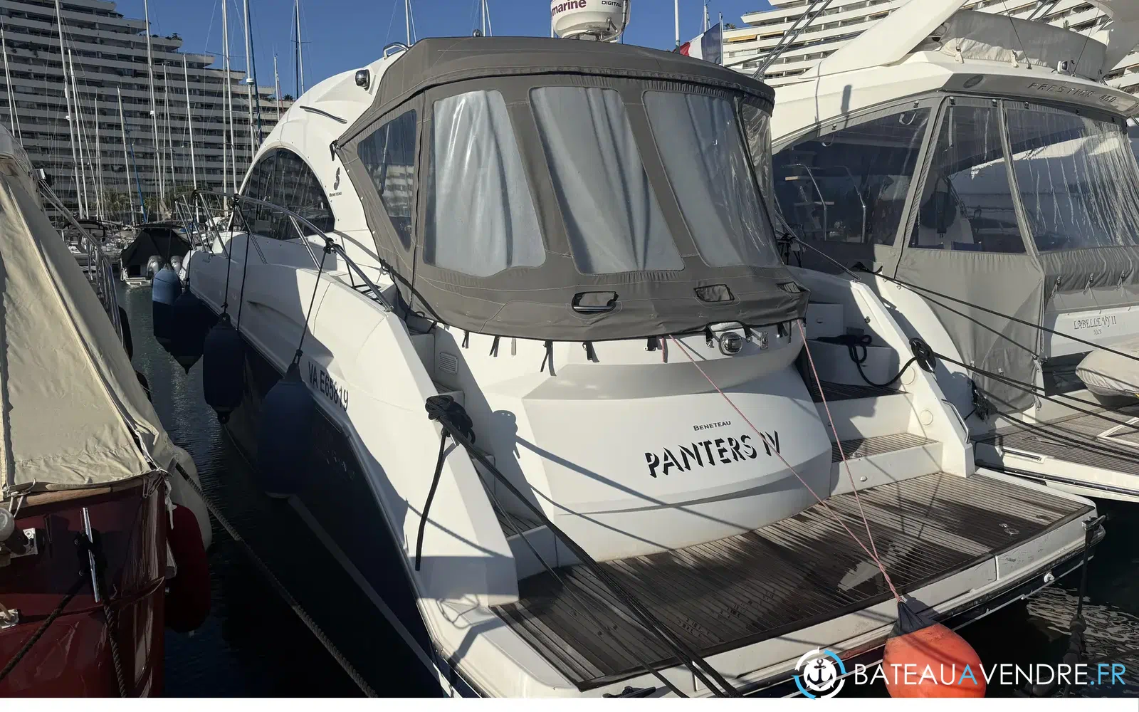 slider 2 Beneteau Flyer Gran Turismo 44