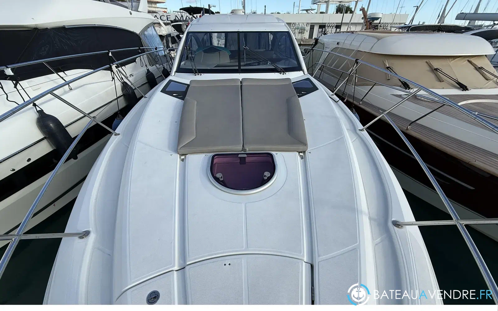 slider 29 Beneteau Flyer Gran Turismo 44