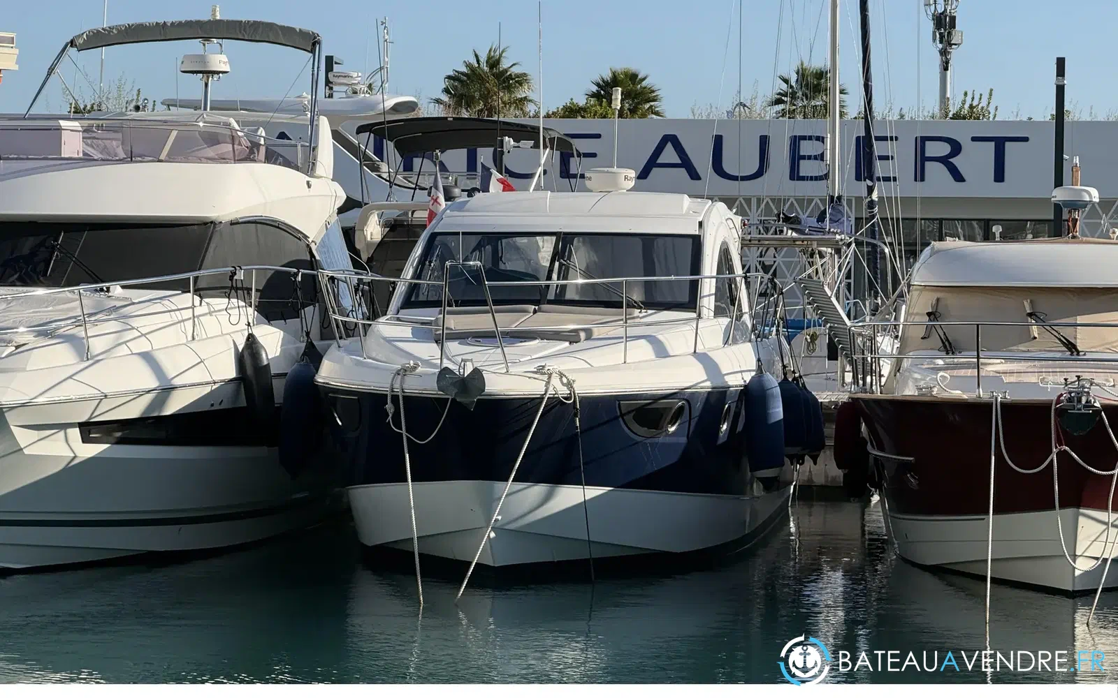 slider 4 Beneteau Flyer Gran Turismo 44