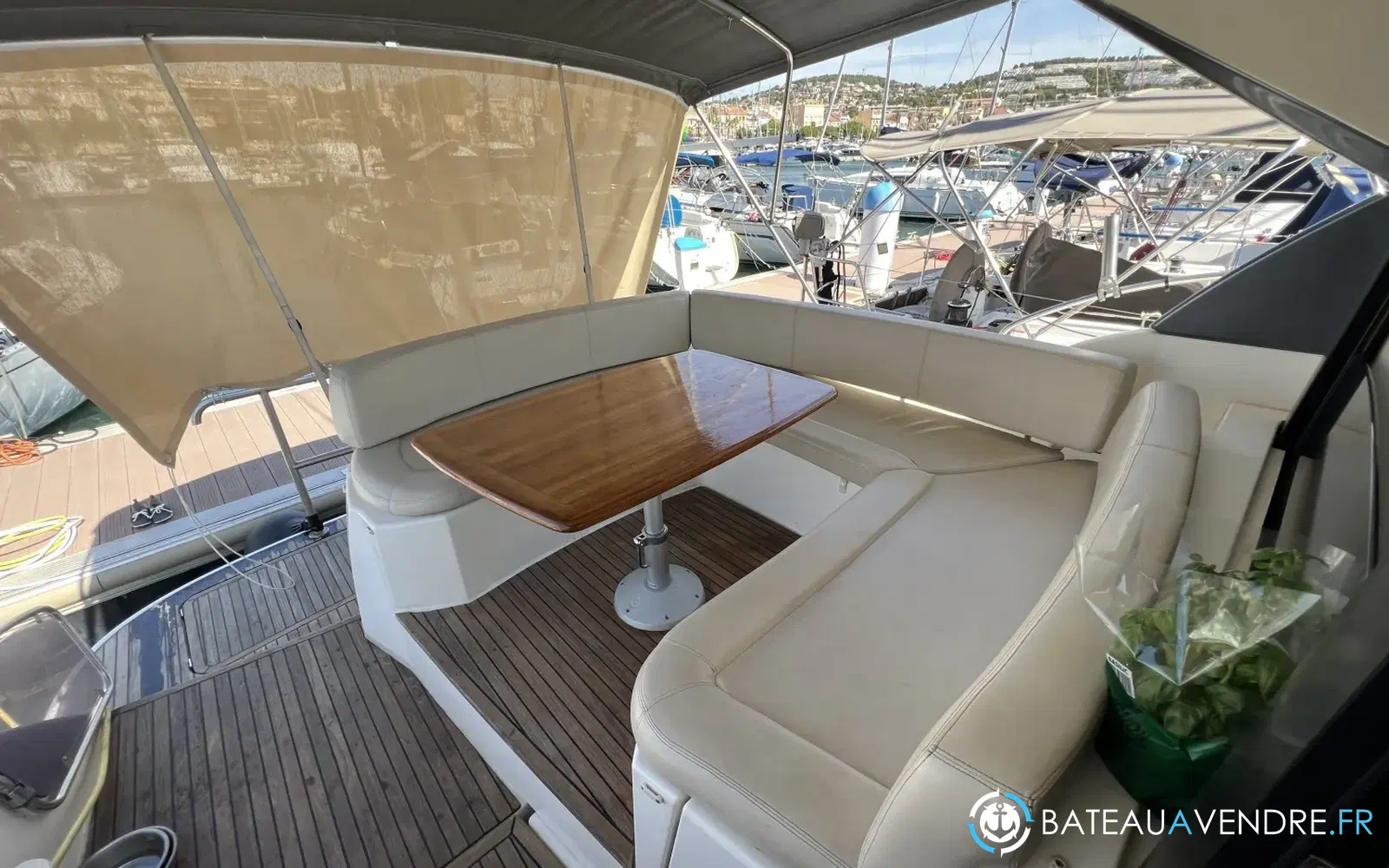 slider 12 Jeanneau Prestige 42 S