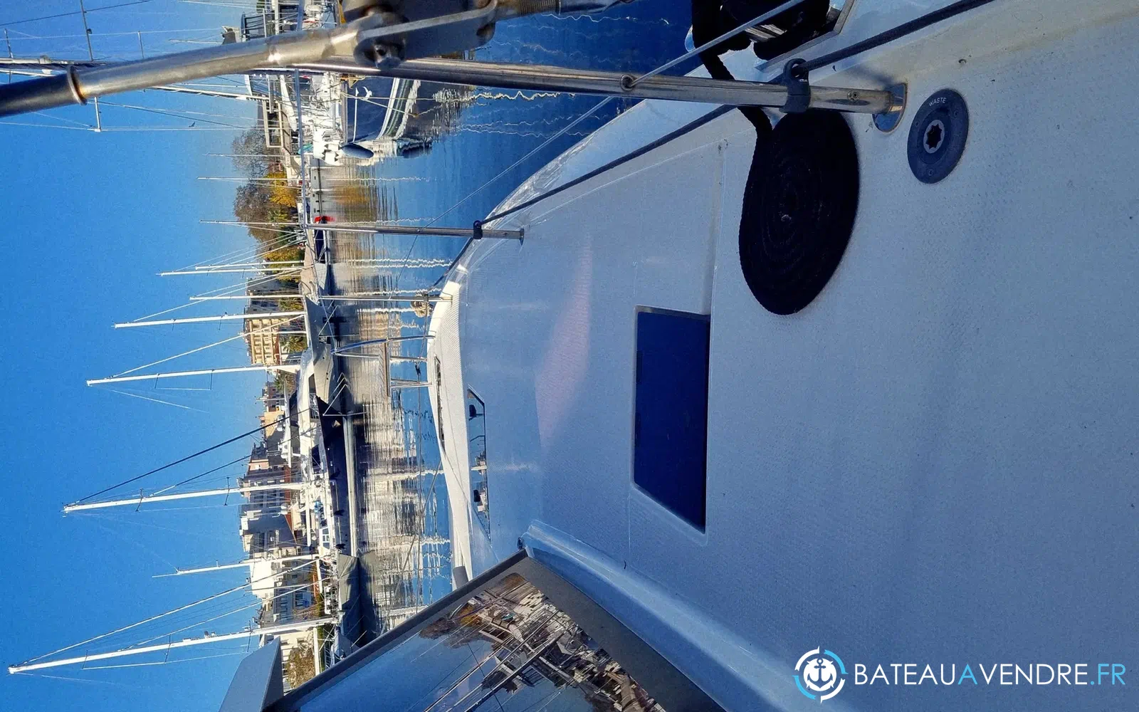 slider 15 Fountaine Pajot Astrea 42