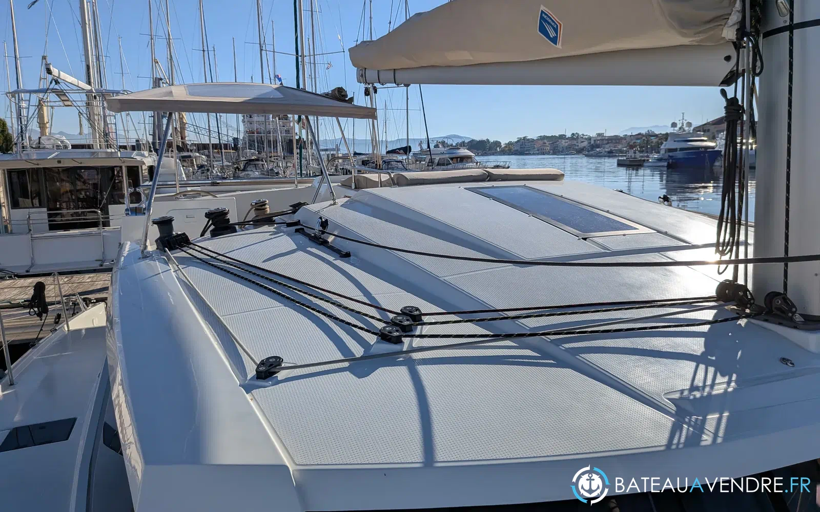 slider 23 Fountaine Pajot Astrea 42