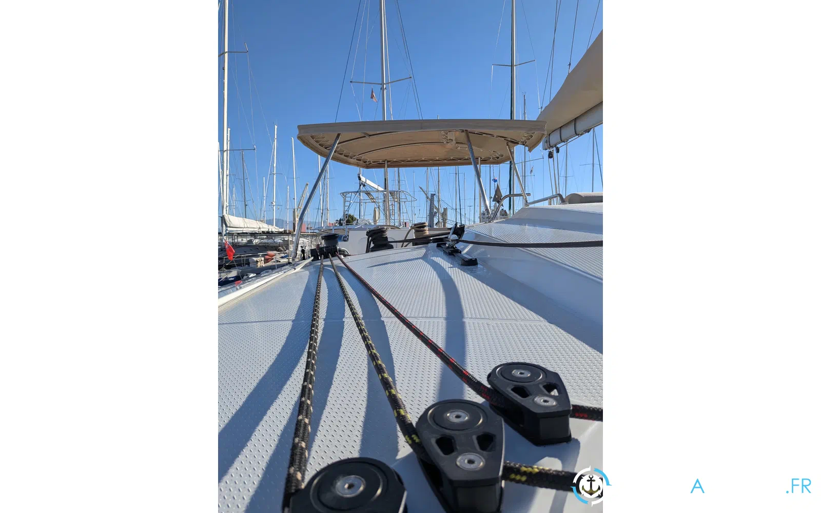 slider 24 Fountaine Pajot Astrea 42