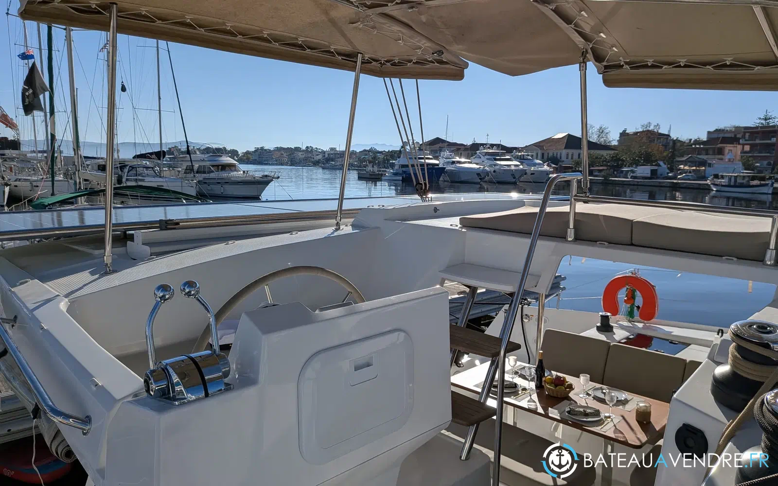 slider 29 Fountaine Pajot Astrea 42