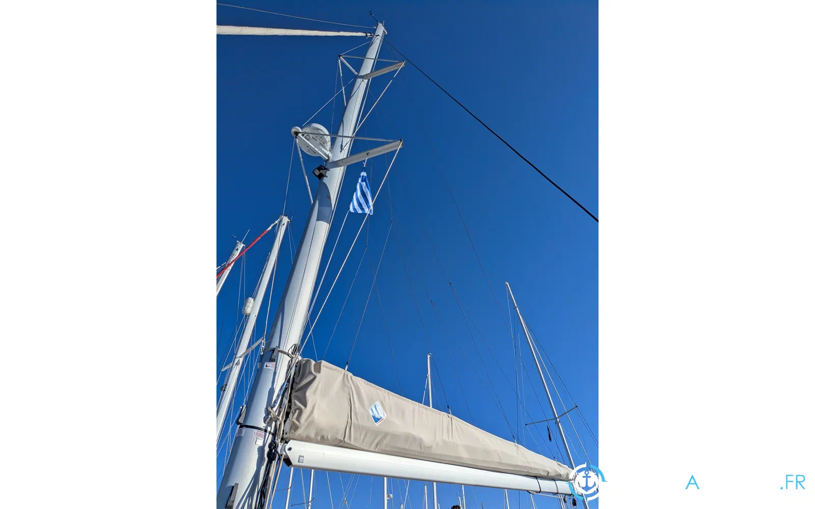 slider 33 Fountaine Pajot Astrea 42
