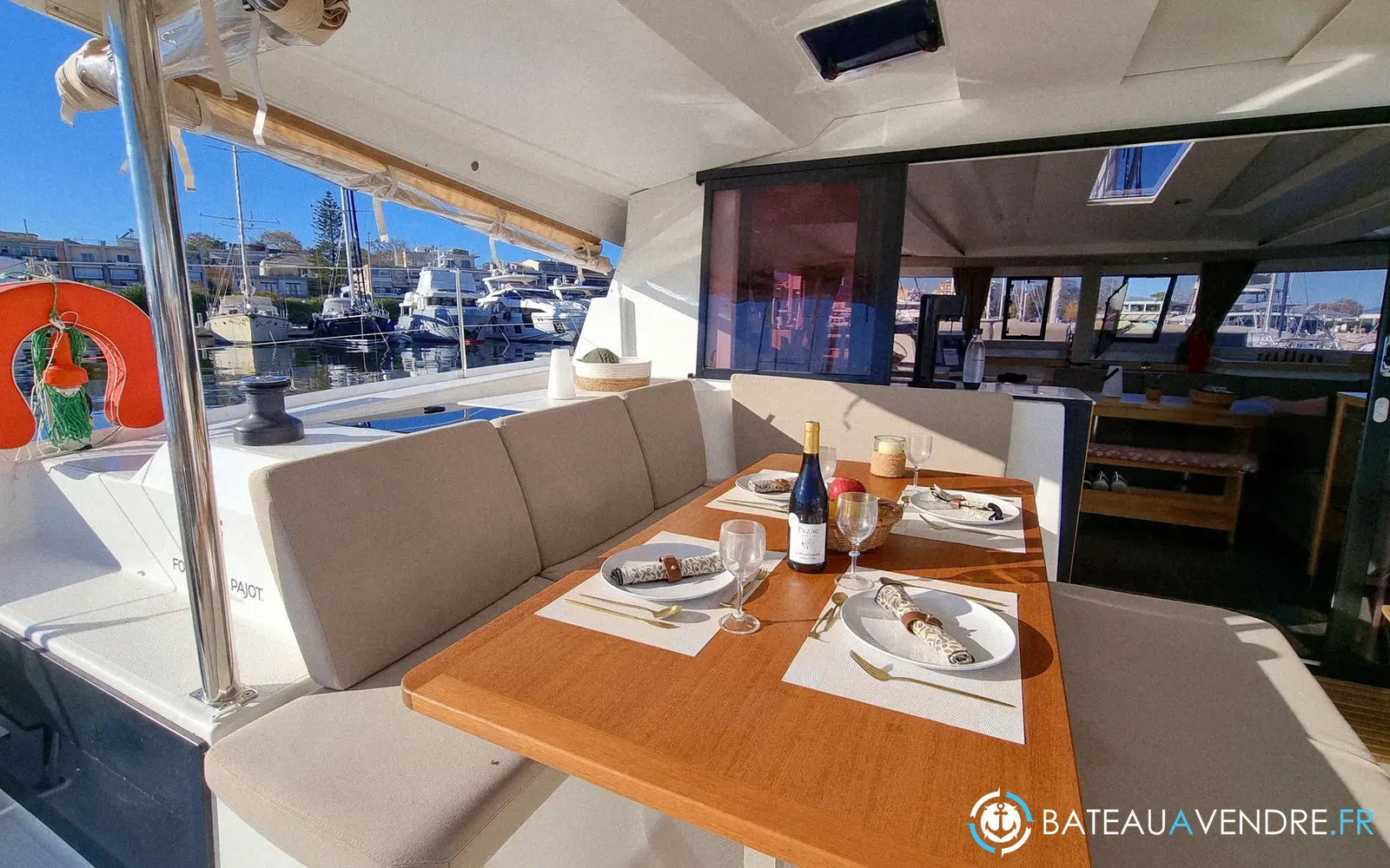 slider 39 Fountaine Pajot Astrea 42