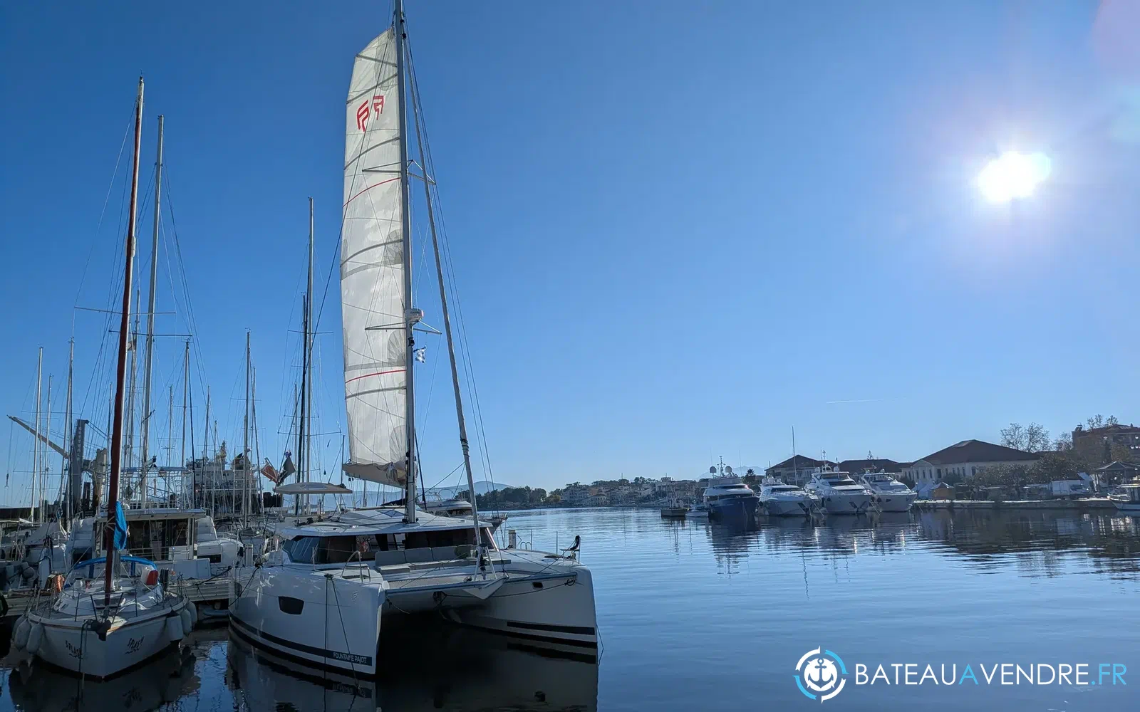 slider 4 Fountaine Pajot Astrea 42