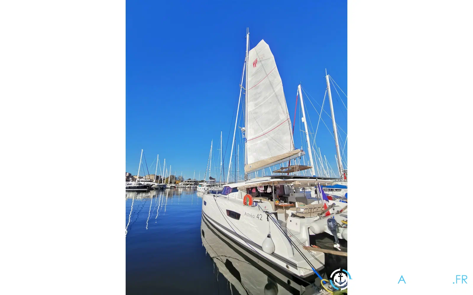 slider 6 Fountaine Pajot Astrea 42