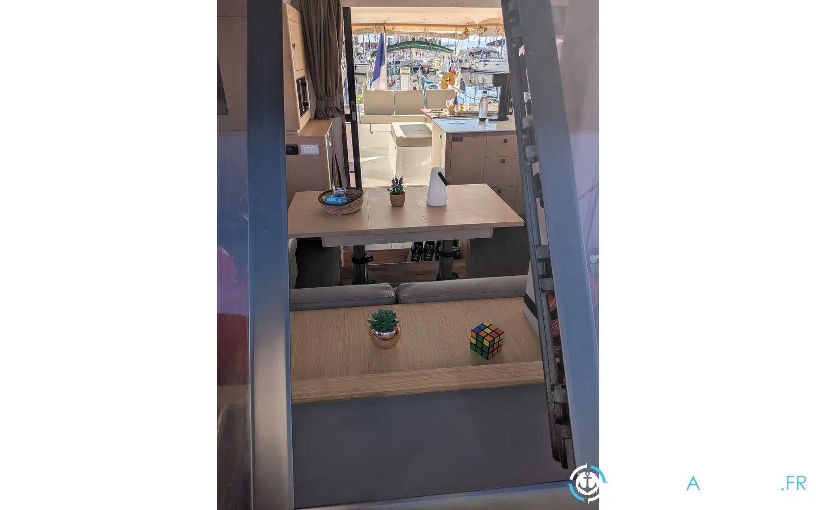 slider 62 Fountaine Pajot Astrea 42
