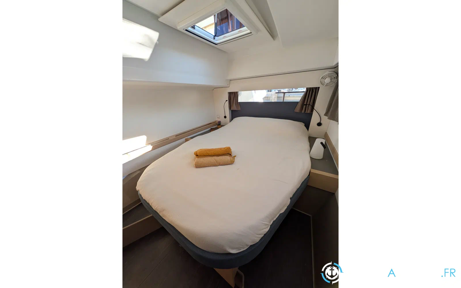 slider 64 Fountaine Pajot Astrea 42