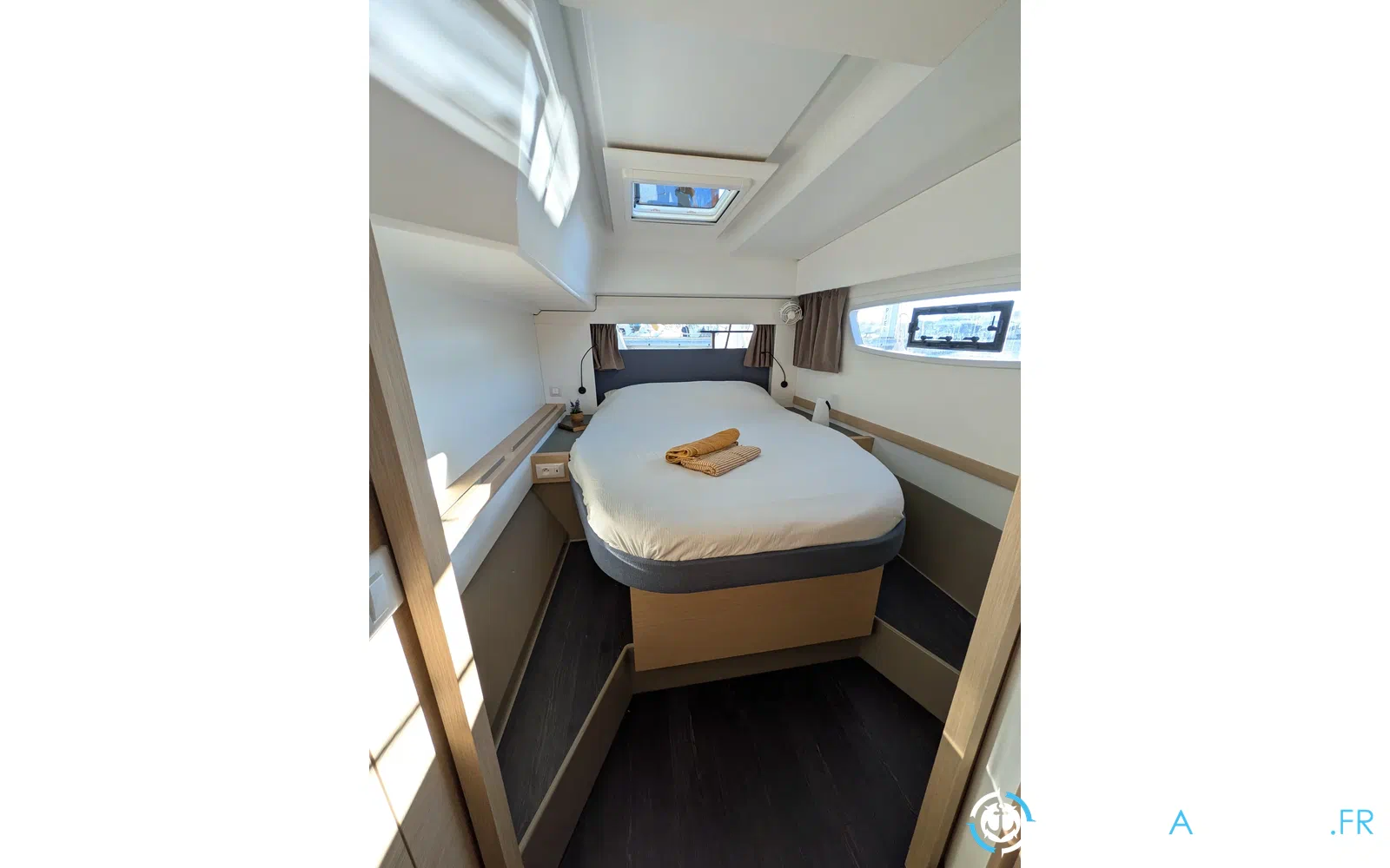 slider 65 Fountaine Pajot Astrea 42