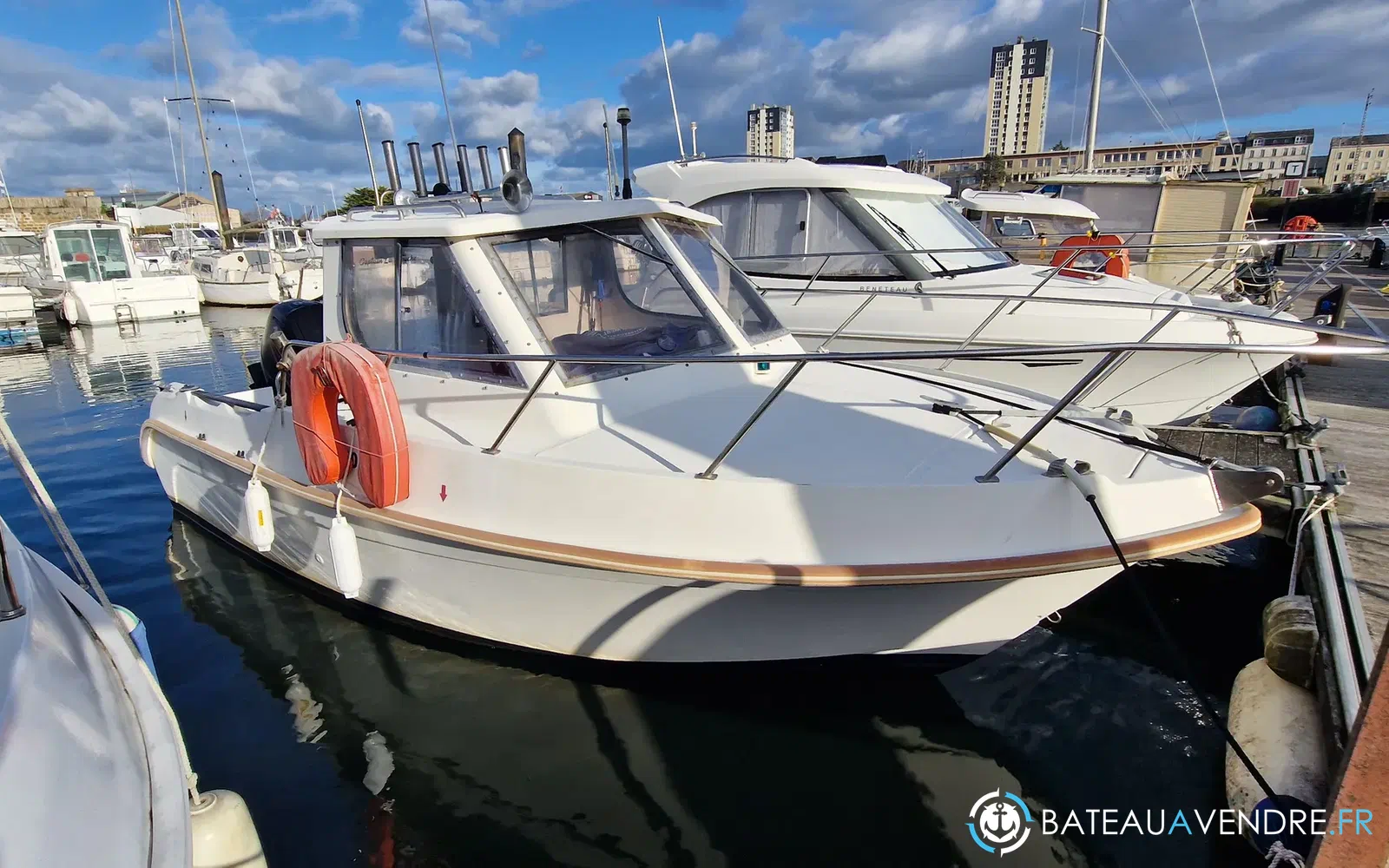 slider 9 Guymarine GM 580