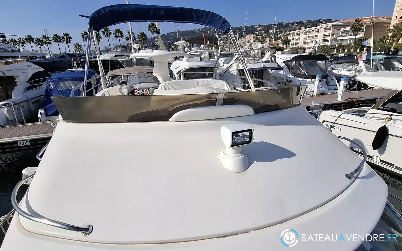 slider 24 Sealine 360