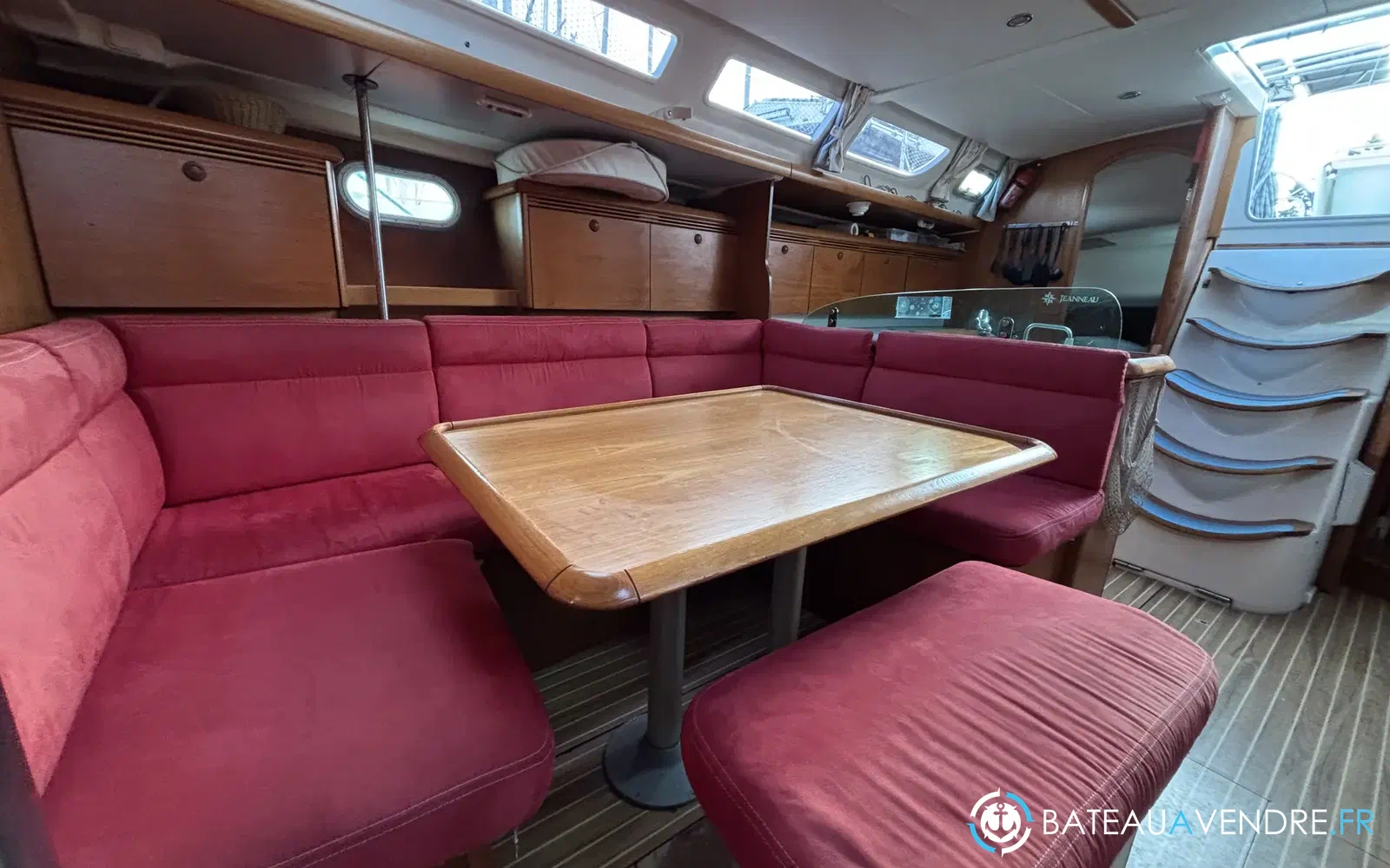 slider 17 Jeanneau Sun Odyssey 39