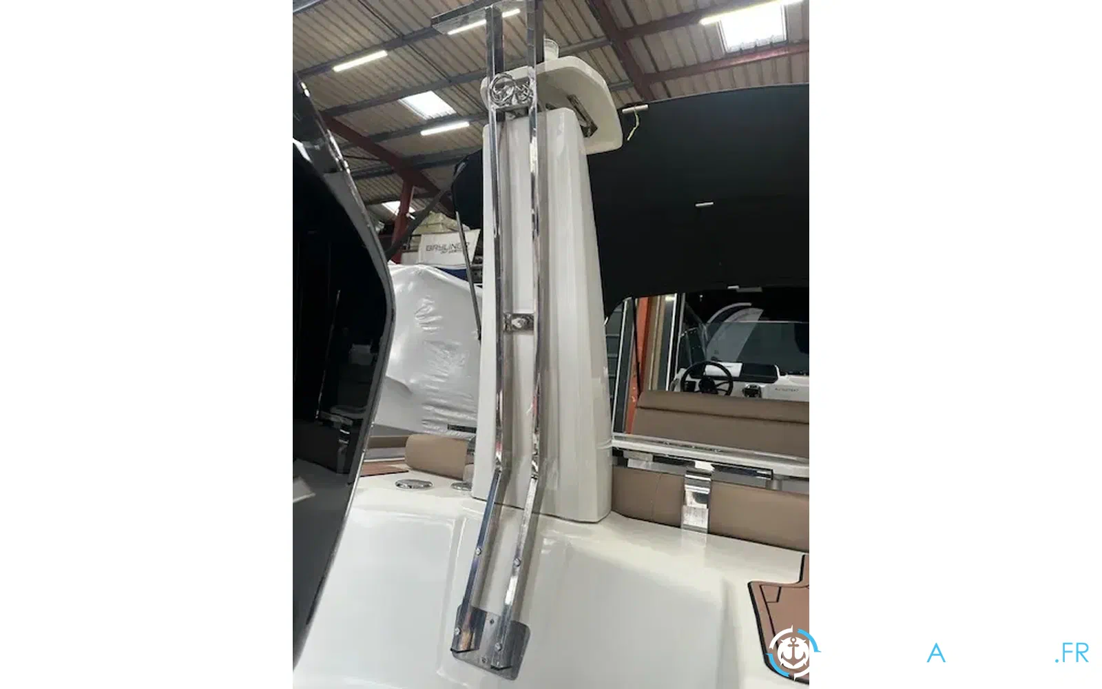 slider 6 Brig Eagle 8