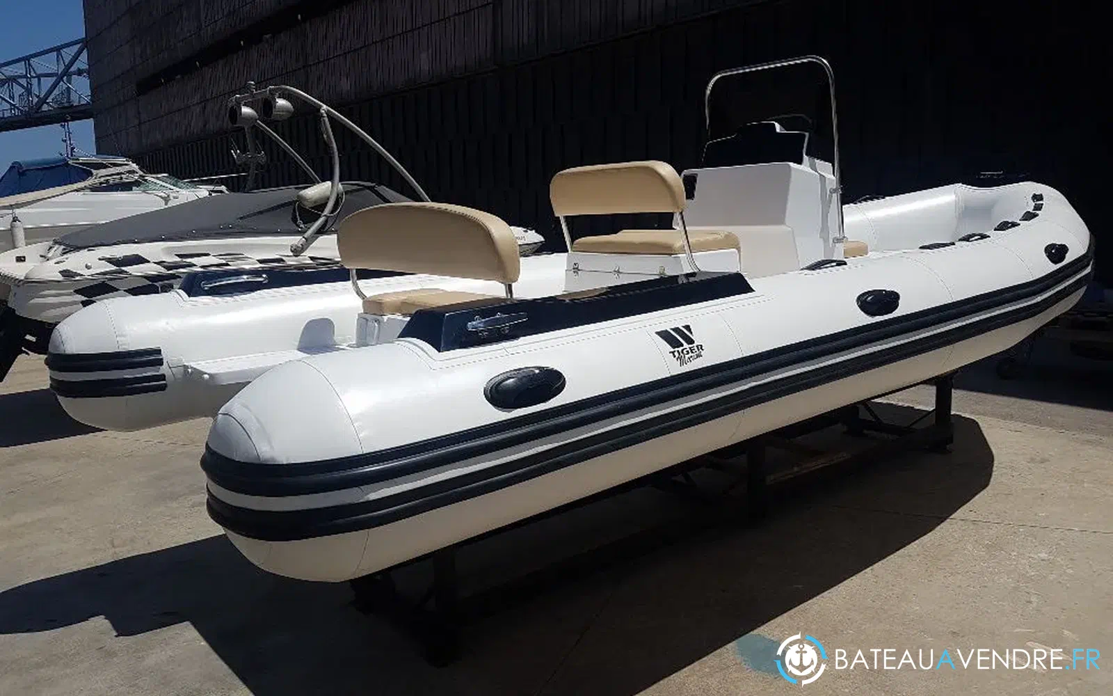 slider 5 Tiger Marine Tiger 600 Open