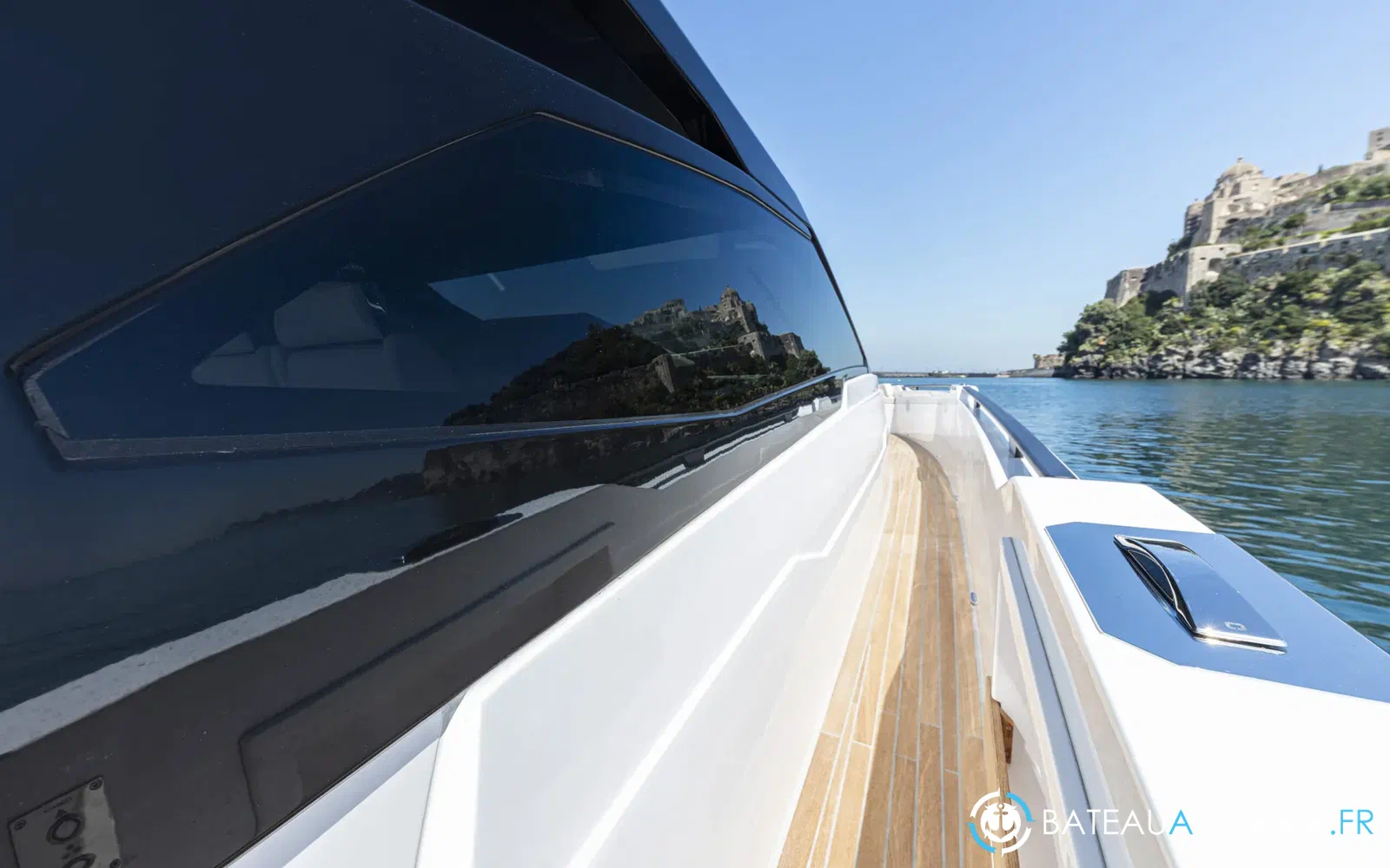 slider 10 Rio Yachts Le Mans 50