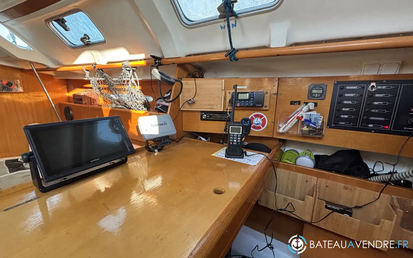 slider 10 Beneteau First 33.7