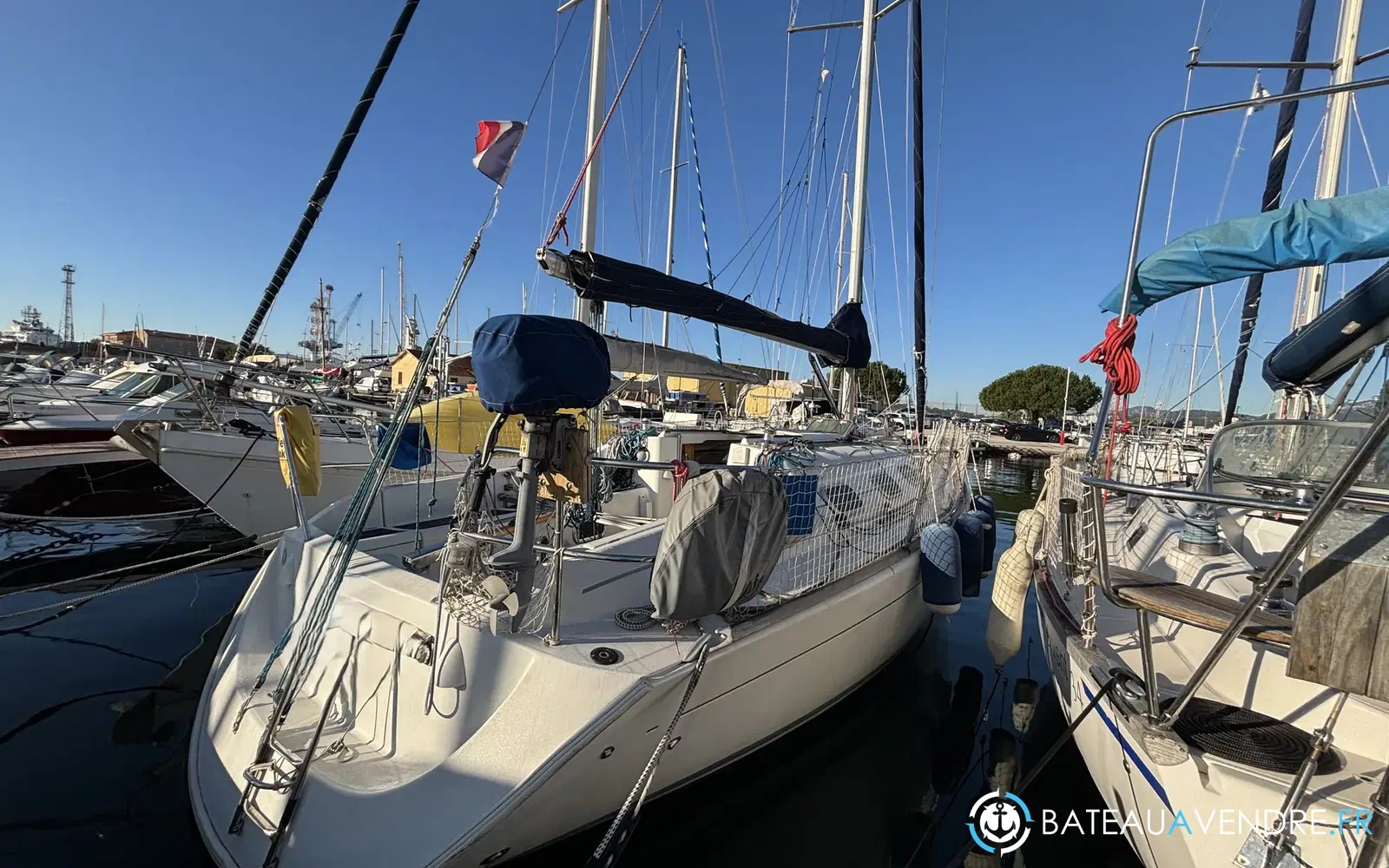 slider 1 Beneteau First 33.7