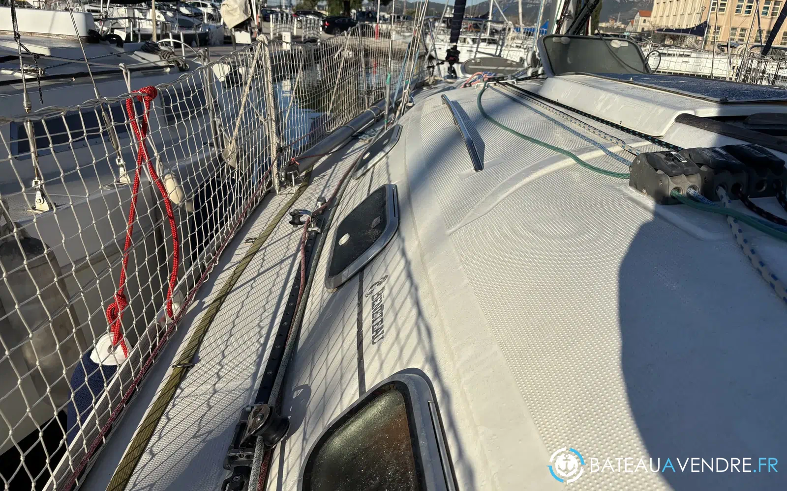 slider 4 Beneteau First 33.7