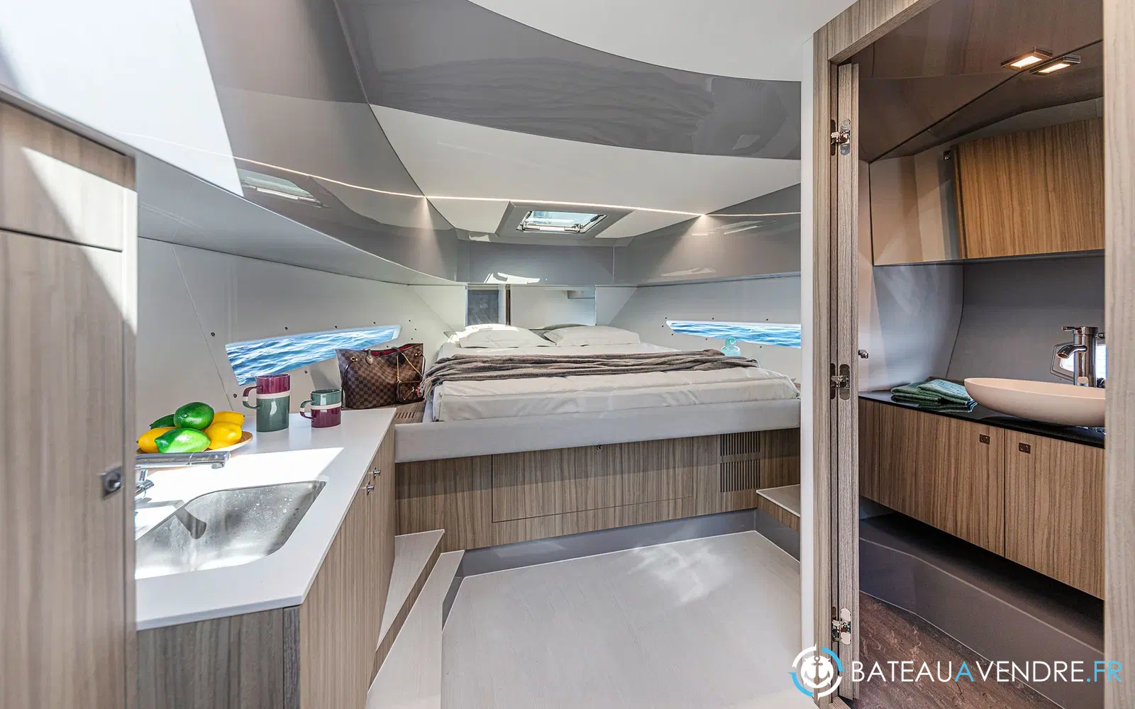 slider 12 Rio Yachts Daytona 35 CLASSIC
