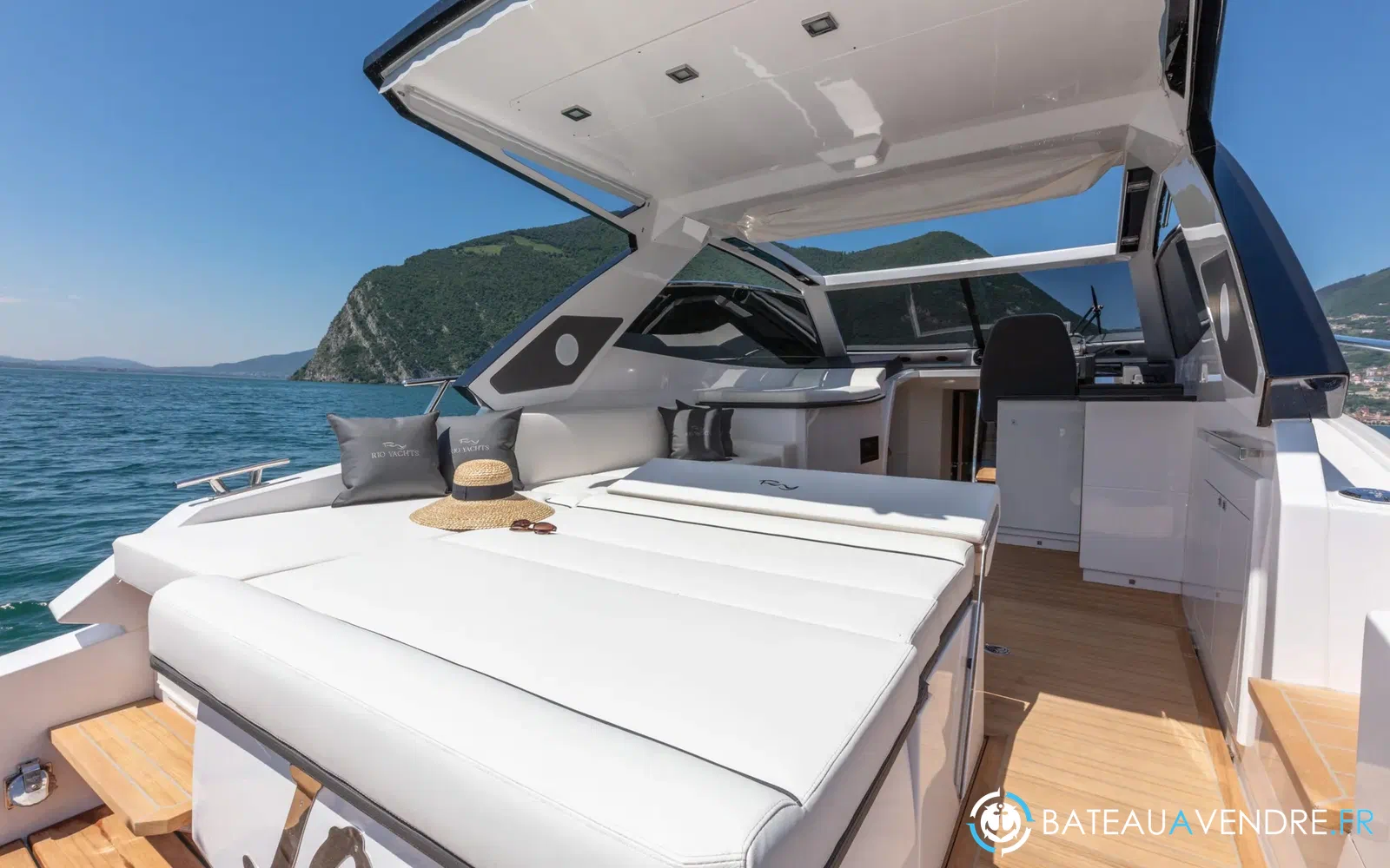 slider 6 Rio Yachts Parana 40