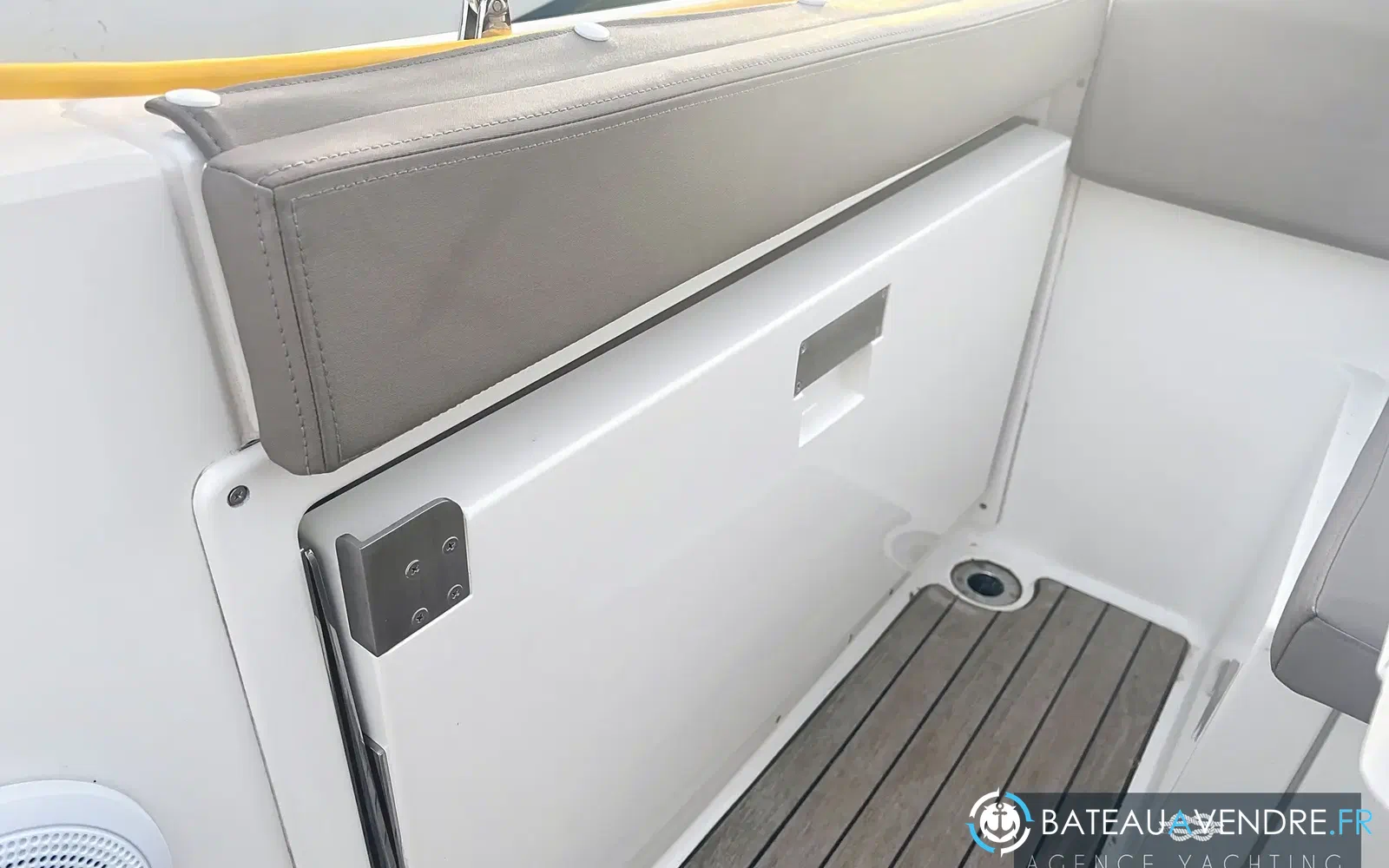 slider 15 Pacific Craft 750 Open