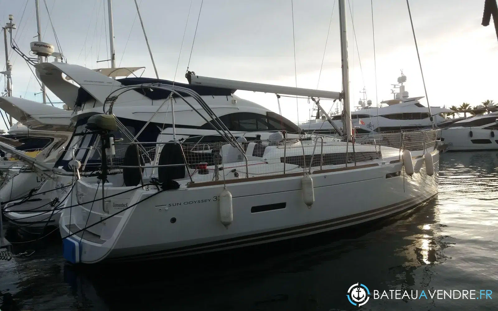 slider 0 Jeanneau Sun Odyssey 379