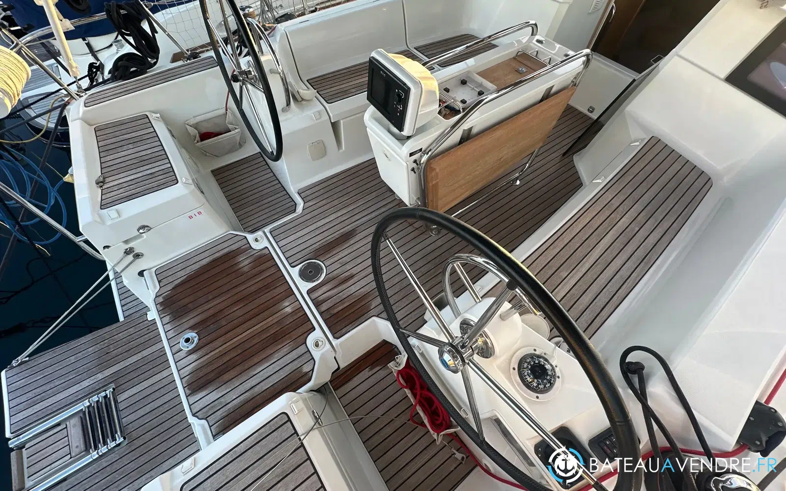 slider 9 Jeanneau Sun Odyssey 379