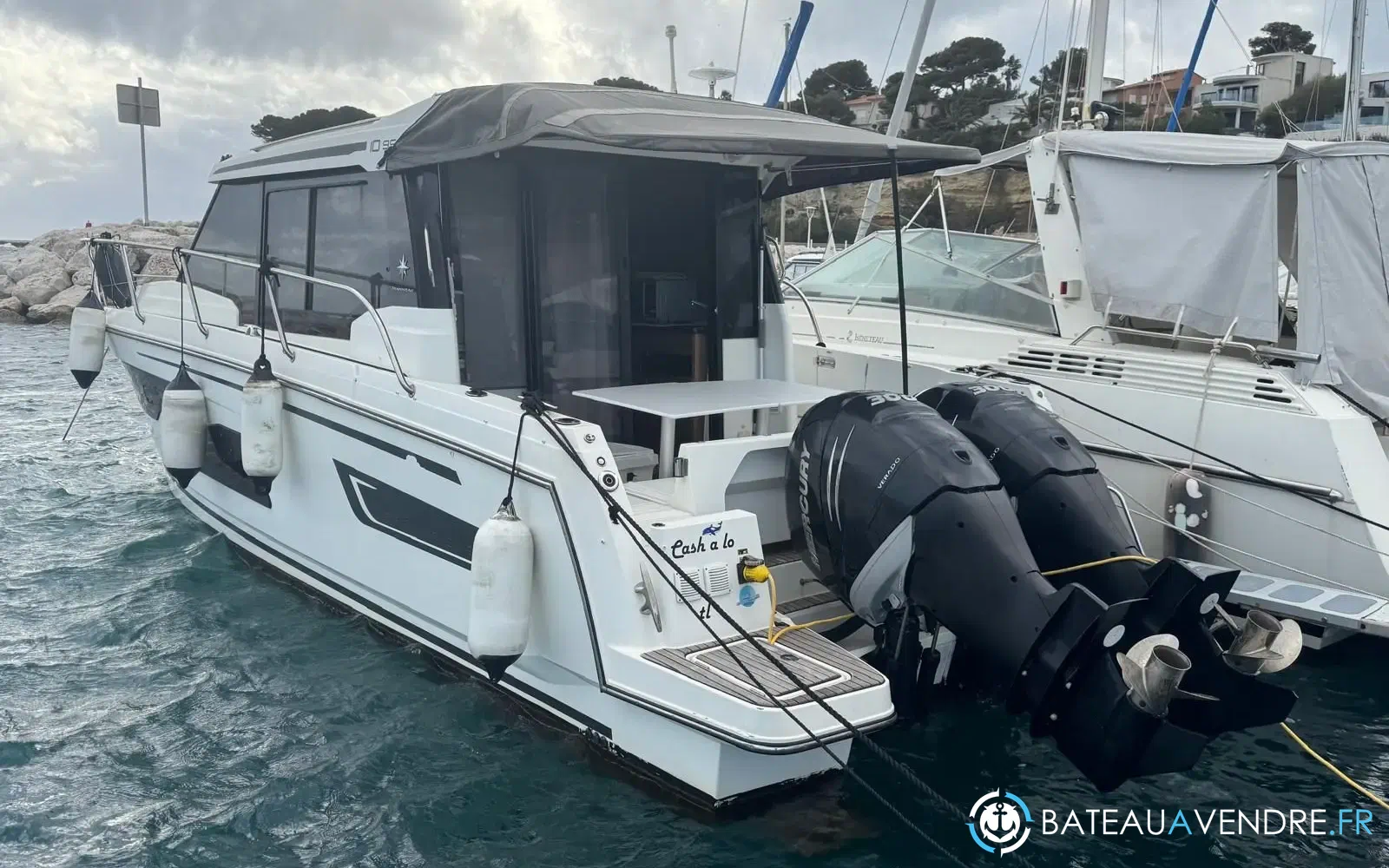slider 2 Jeanneau Merry Fisher 1095