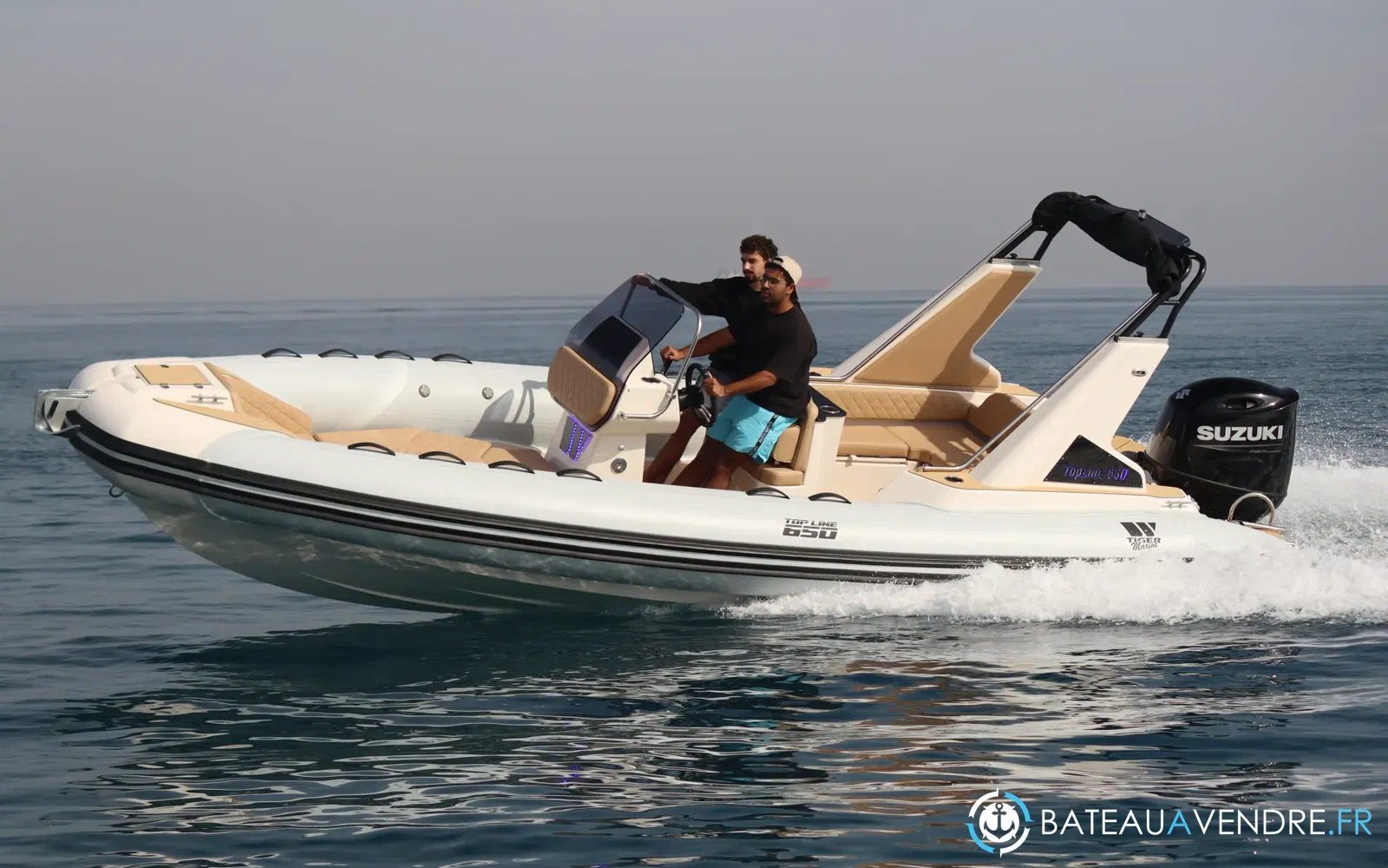 slider 8 Tiger Marine Top Line 650