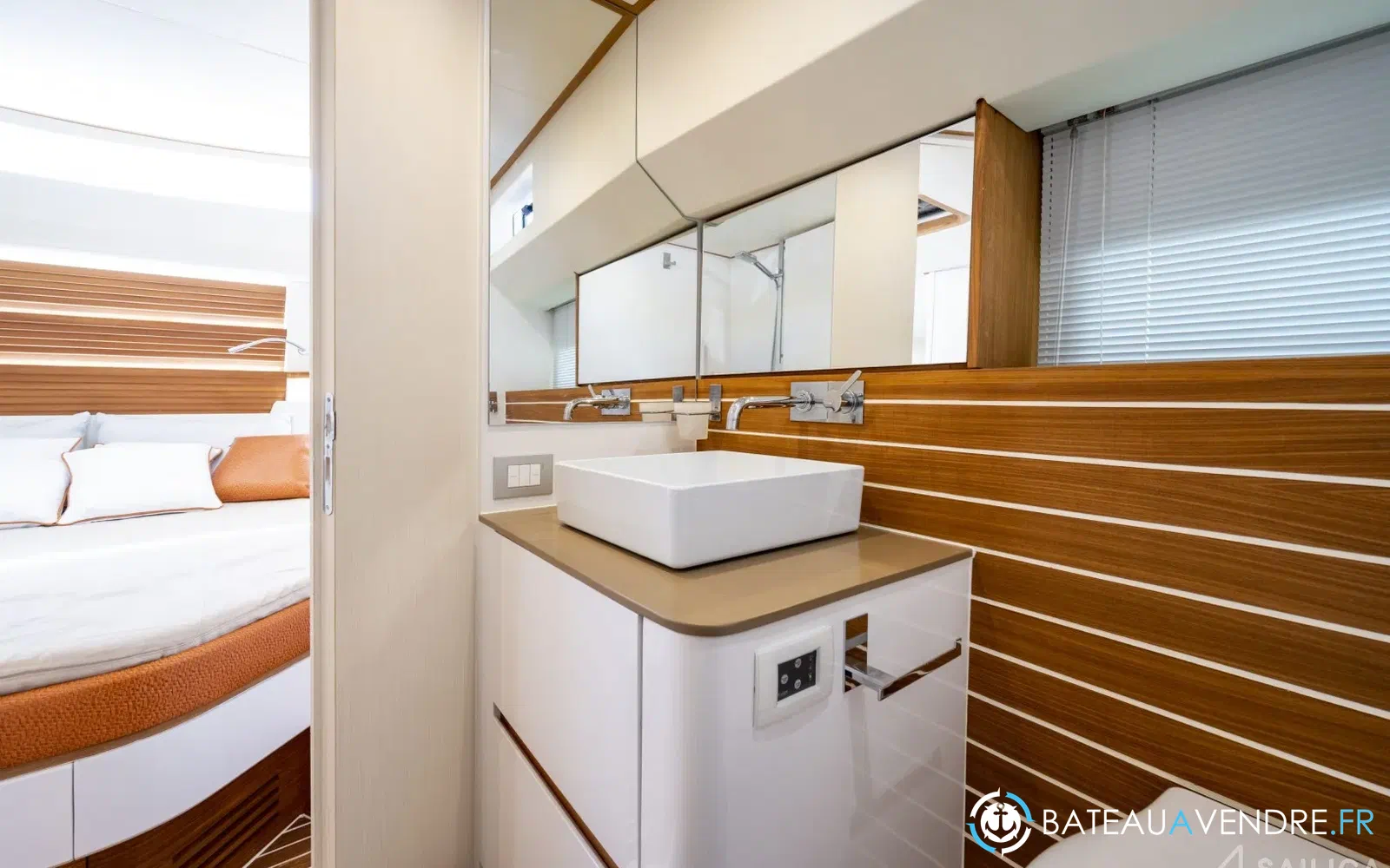 slider 11 Cantieri Mimi Libeccio 13.5 Cabin