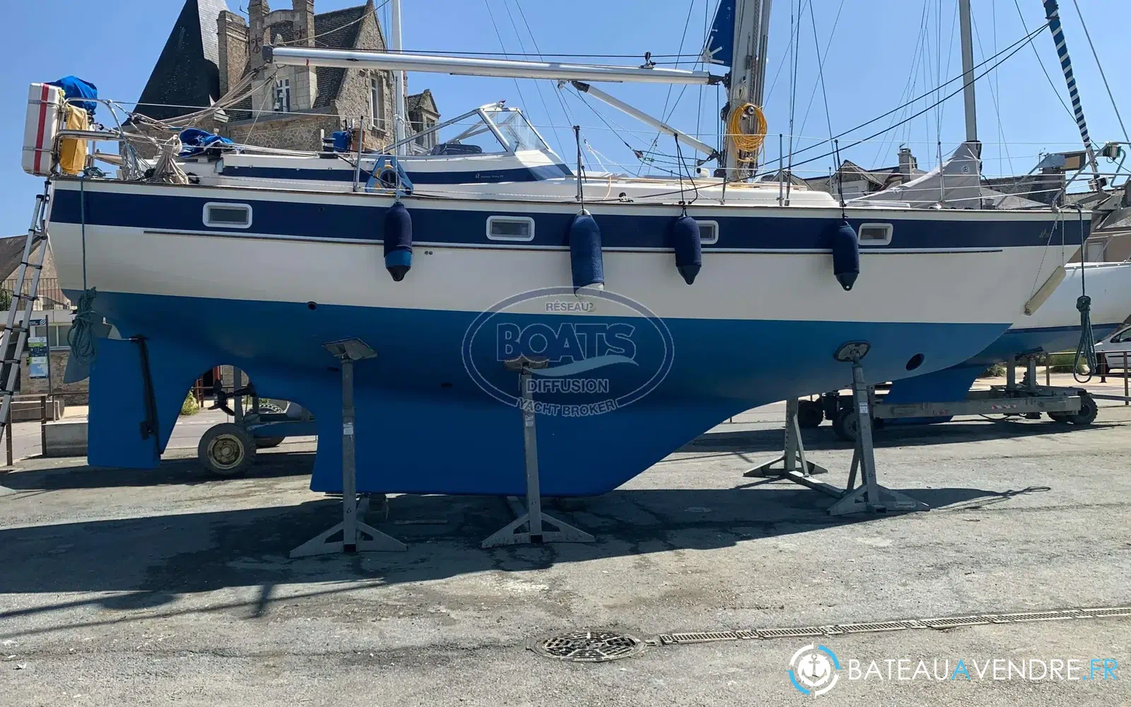 slider 1 Hallberg Rassy 352