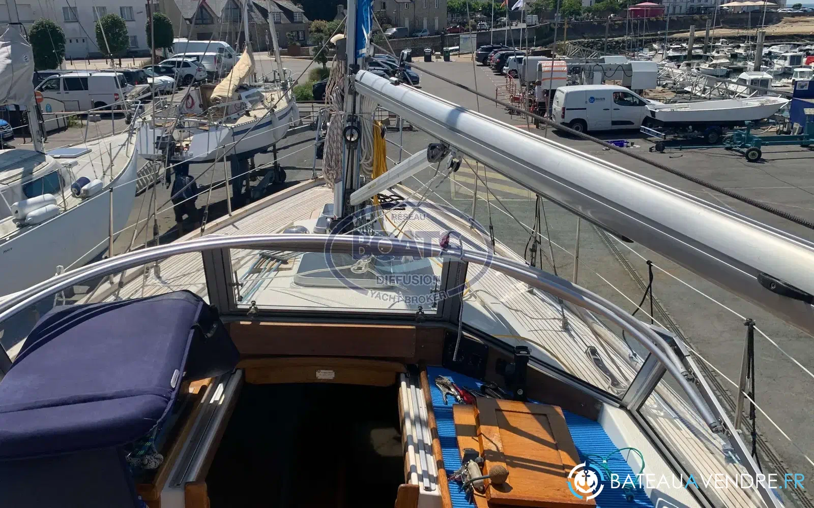 slider 8 Hallberg Rassy 352
